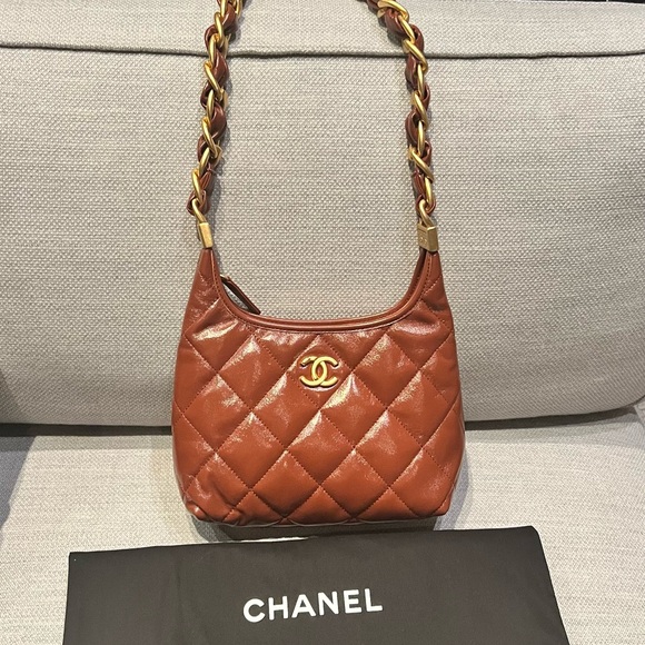 Chanel hobo authentic hobo brown small edition. - Picture 1 of 11